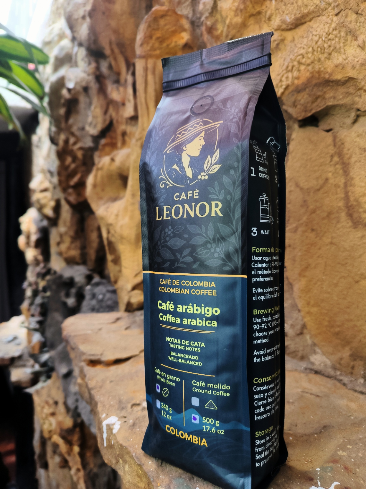 Costado del empaque de Café Leonor